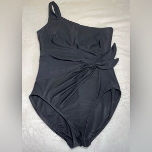 Miraclesuit Black‎ Swimsuit with Elegant Ruching and Knot Detail Sz 12